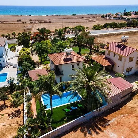 Tropical Villa