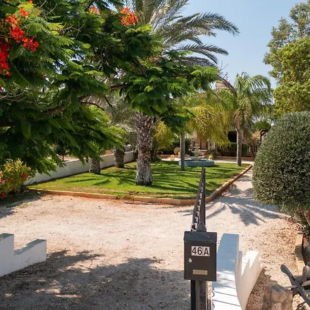 Tropical Villa Ayia Napa
